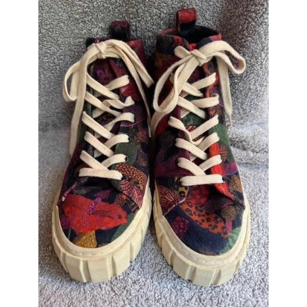 FARM Rio‎ Leopard Mushroom Skater High Top Sneaker Indie Hi Top Shoe 8.5